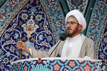 آمریکا روز به‌روز ضعیف‌تر می‌شود