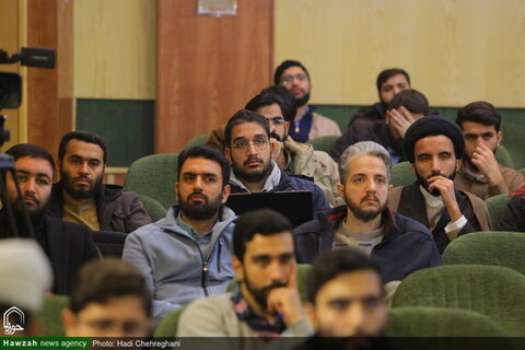 photos/Cours de formation en intelligence artificielle au séminaire Masumieh de Qom