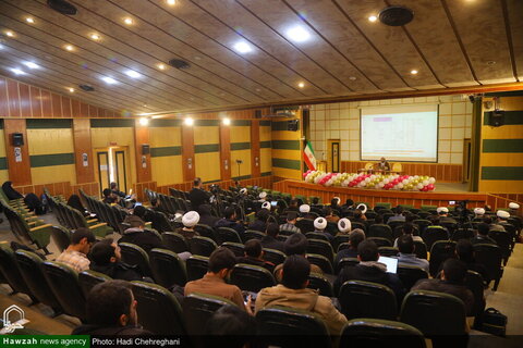 photos/Cours de formation en intelligence artificielle au séminaire Masumieh de Qom