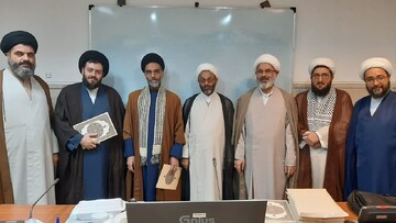 اعطای حکم خدمت راهنمایان تهذیبی تربیتی ۸ مدرسه علمیه قم