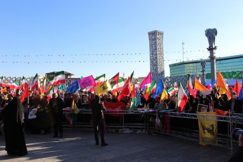 مردم انقلابی تهران بعد از یک دهه، حماسه ۹ دی ماه را گرامیداشت داشتند/ گرامیداشت حماسه ۹ دی ماه توسط مردم انقلابی شهر تهران