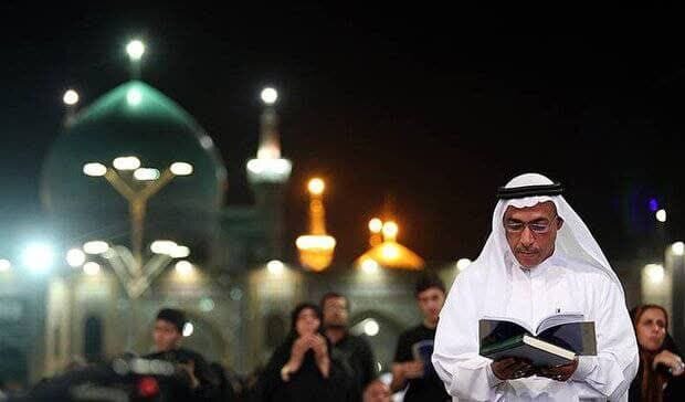 أكثر من خمسة ملايين زائر غير إيراني يزورون العتبة الرضوية المقدسة سنويا أكثر من خمسة ملايين زائر غير إيراني يزورون العتبة الرضوية المقدسة سنويا