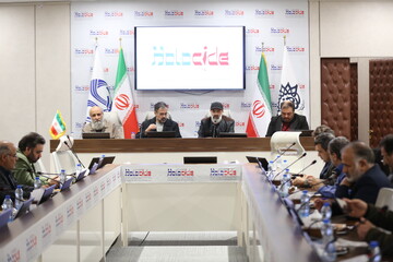 تصاویر/ نشست رسانه ای و رونمایی پوستر «سومین مسابقه بین‌المللی کارتون، کاریکاتور و پوستر هولوکاست (هولوساید)»