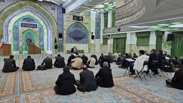 تصاویر/ جلسه اخلاق حجت الاسلام و المسلمین پورذهبی در مسجد مهدیه سنندج