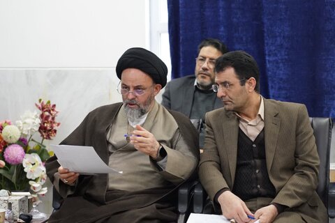 تصاویر جلسه شورای سیاست گذاری مسکن طلاب و روحانیون استان لرستان