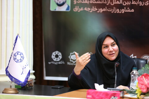 تصاویر/ آیین رونمایی از ترجمه کتاب مسیحیت و عصر جدید