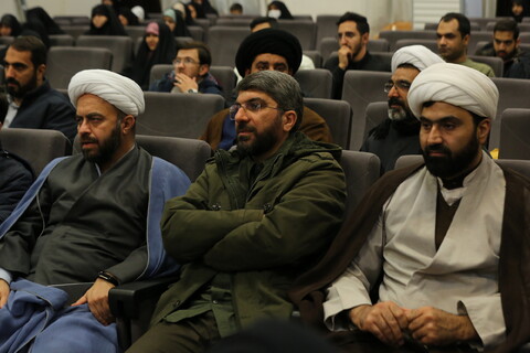 تصاویر / شب شعر مقاومت طلاب حوزه علمیه استان اصفهان‎