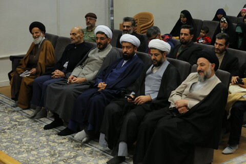 تصاویر / شب شعر مقاومت طلاب حوزه علمیه استان اصفهان‎