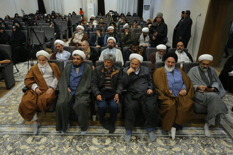 تصاویر / شب شعر مقاومت طلاب حوزه علمیه استان اصفهان‎