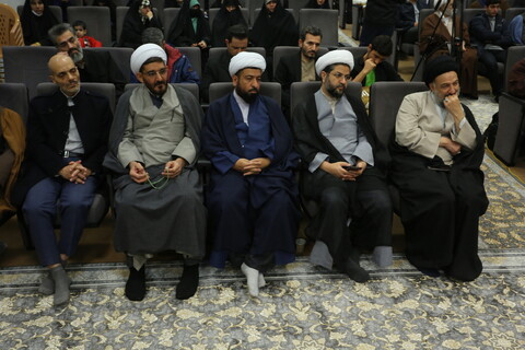 تصاویر / شب شعر مقاومت طلاب حوزه علمیه استان اصفهان‎