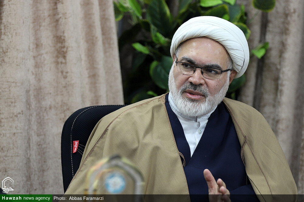 پژوهشگاهی که بزرگ‌ترین پژوهشگاه علوم اسلامی کشور است / تلاش بی‌وقفه برای تجلّی دین در مقیاس جهانی