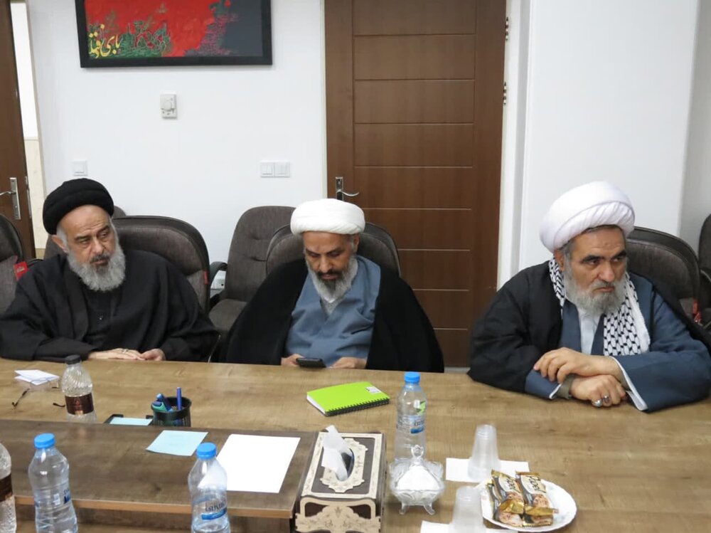 گردهمایی ائمه جمعه منطقه کاشان در مرکز خدمات حوزه علمیه منطقه کاشان برگزار شد