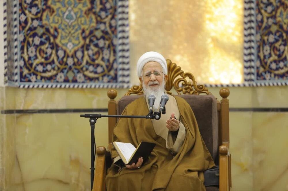 Grand Ayatollah Javadi Amoli: Those who trample on the rights of others are the fuel for the fire of Hell