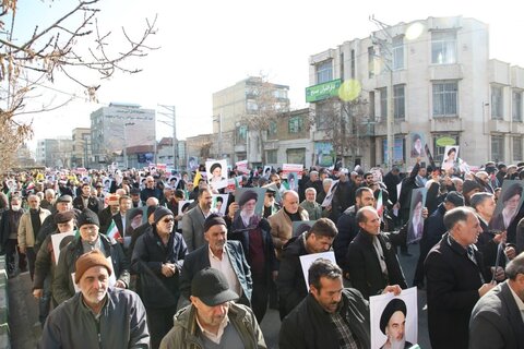 تصاویر/ راهپیمایی مردم ارومیه در جمعه‌های خشم