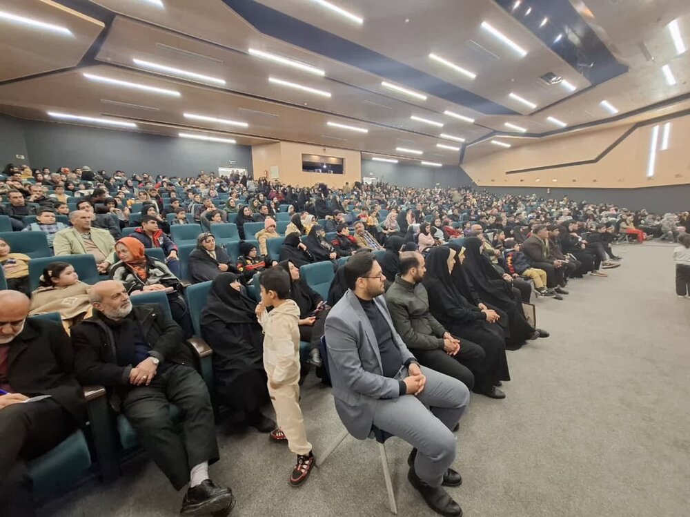 سردار سلیمانی نقش به سزایی در ساخت صحن حضرت فاطمه الزهرا (س) در نجف داشت