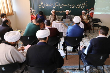 تصاویر/ همایش آموزشی، توجیهی مسئولین هنر و تبلیغ نوین