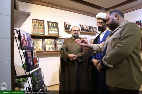 Photos/Visite du directeur du séminaire du Sistan-Baloutchistan à l'agence de presse Hawzah