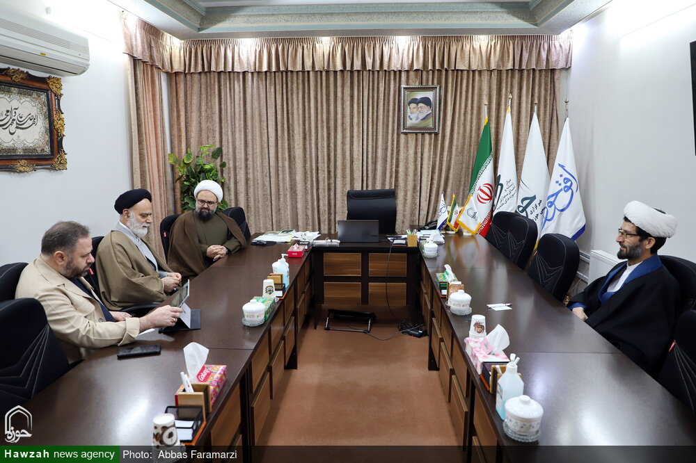 تصاویر/ بازدید مدیر حوزه علمیه سیستان و بلوچستان از مرکز رسانه و فضای مجازی حوزه