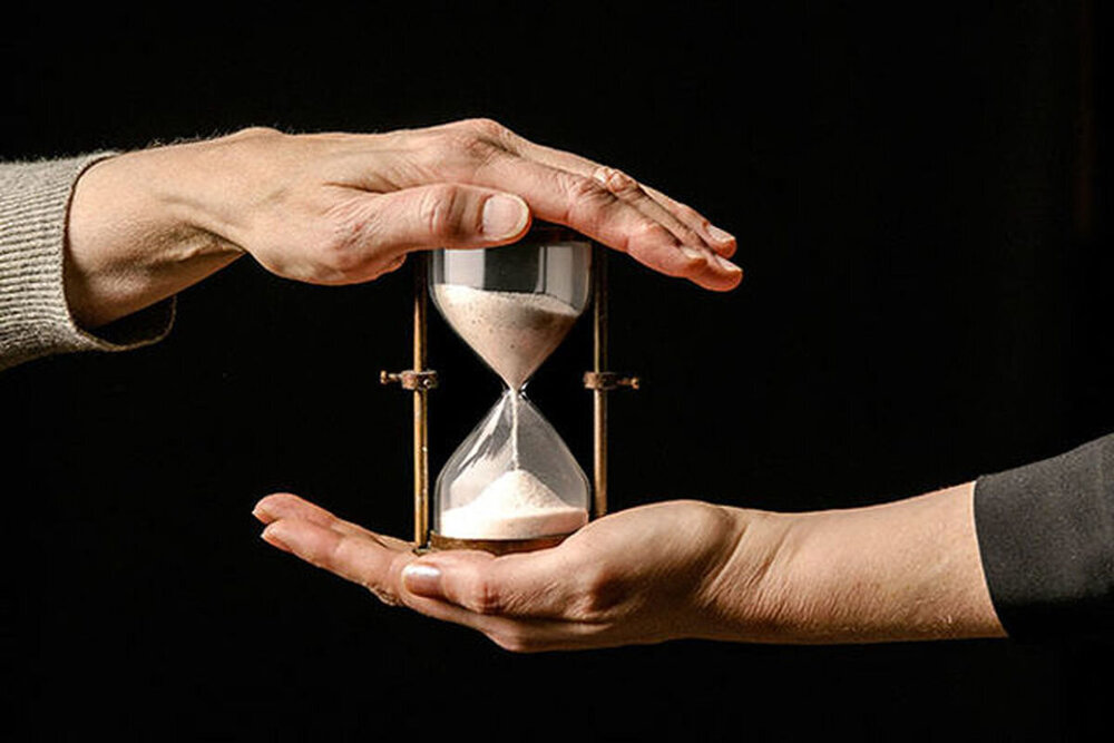 غفلت از گذر عمر؛ هشداری از امام علی (ع) در نهج‌البلاغه