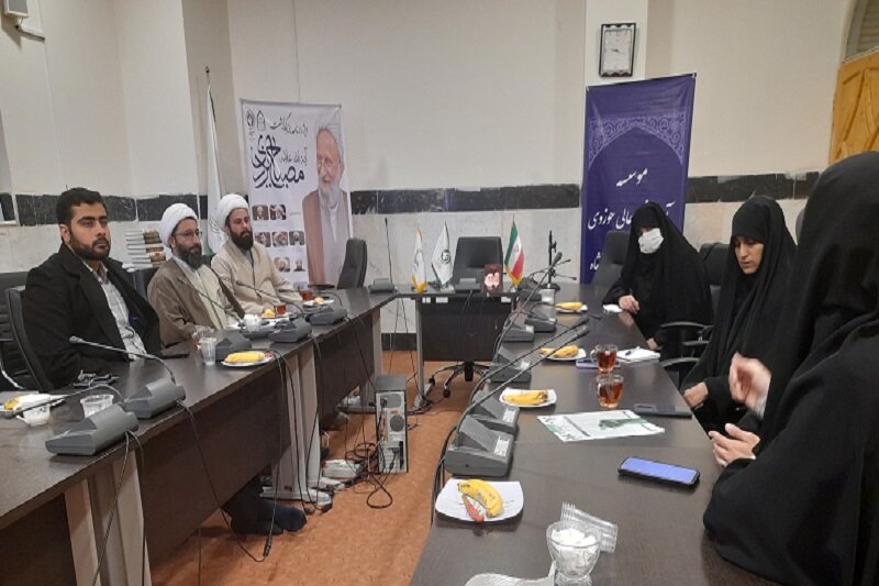 اهمیت فعالیتهای تربیتی و آموزشی در مدارس امین