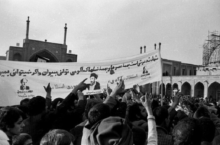 غیرت دینیِ مردم قم در ۱۹ دی الگوی همه انقلابیون کشور شد