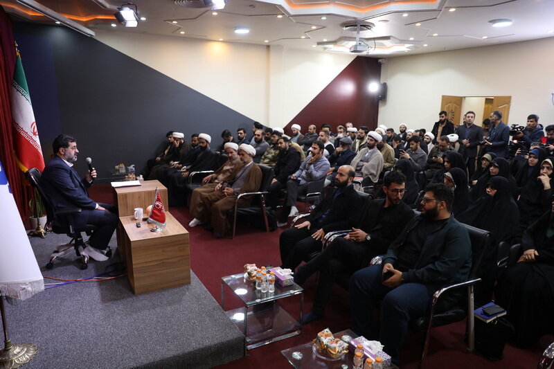 آمریکا به شدت در حال محدودسازی عرصه هوش مصنوعی است / ورود حوزه علمیه به فناوری هوش مصنوعی با موقعیتشناسی و تدبیر آیتالله اعرافی