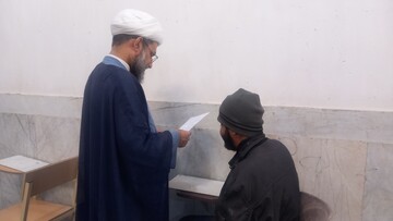 بازدید مدیر حوزه علمیه استان هرمزگان از برگزاری امتحانات مدرسه علمیه النبی (ص)