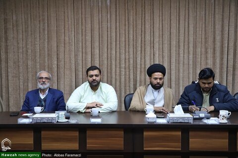 Photos/ Visite du Secrétaire général du Conseil indien des oulémas et de l'Imam des prières du vendredi à Lucknow à l'agence de presse Hawzah