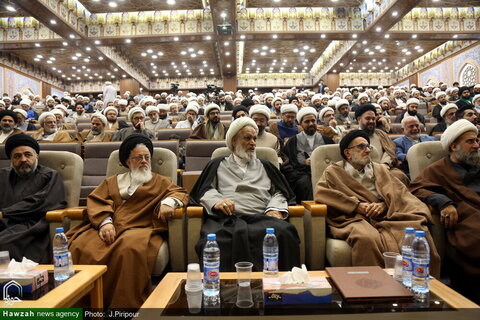 Photos/Première conférence en l'honneur des missionnaires internationaux d'Arbaeen