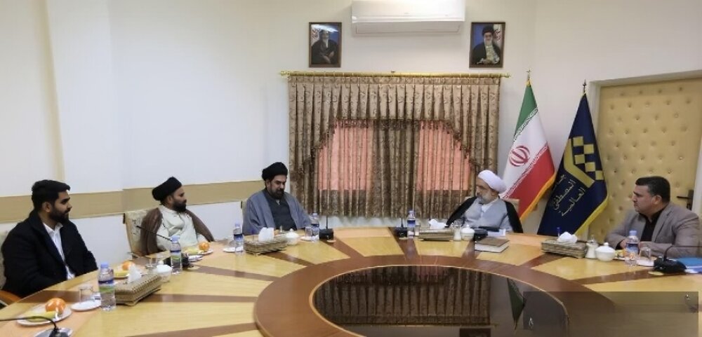 हुज्जतुल इस्लाम मौलाना सय्यद कल्बे जवाद नक़वी की जामेअतुल मुसतफ़ा के प्रमुख से मुलाक़ात हुज्जतुल इस्लाम मौलाना सय्यद कल्बे जवाद नक़वी की जामेअतुल मुसतफ़ा के प्रमुख से मुलाक़ात