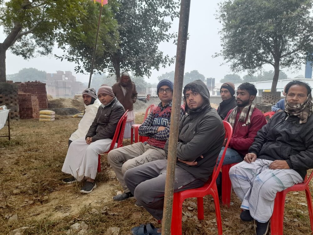 कब्रों पर जाना एक धार्मिक कार्य है: मौलाना इब्न हसन अमलोवी