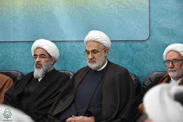 جریان اندیشه‌های فقهی و اصولی حضرت امام(ره) در حوزه بازخوانی شود