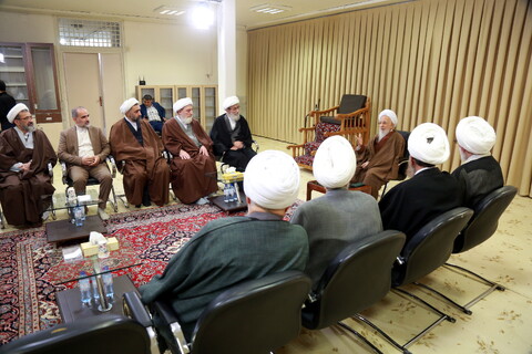 تصاویر/ دیدار ستاد کنگره بین المللی میرزای نائینی (ره) با حضرت آیت الله جوادی آملی