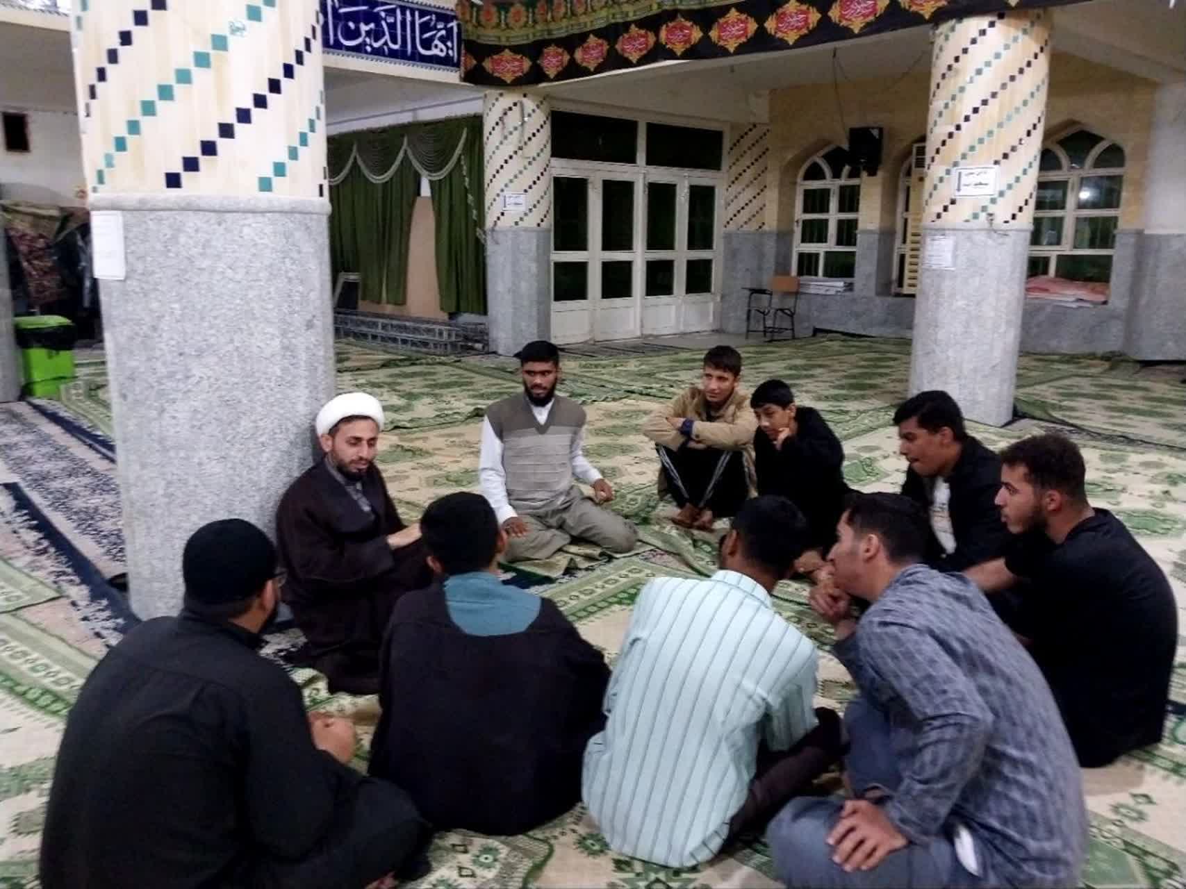 طلاب ولی عصر(عج) بندرعباس جلوهای ناب از عشق به خداوند را به نمایش گذاشتند