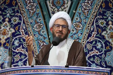 پیشرفت کشور به خاطر توکل به خدا و مقاومت مردم در مقابل استکبار و آمریکا بوده است