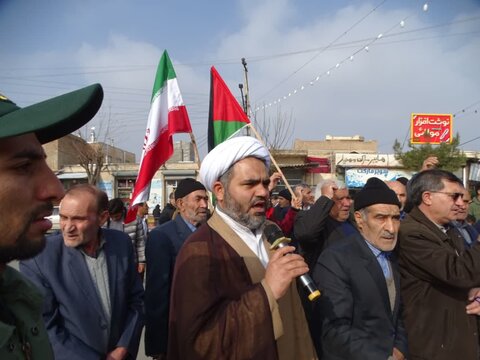 تصاویر/ راهپیمایی جمعه نصر و پیروزی در چهاربرج