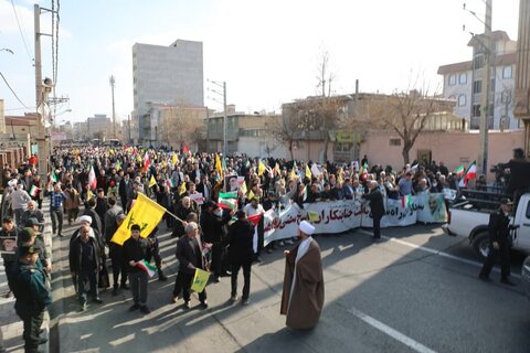 تصاویر/ راهپیمایی جمعه نصر و پیروزی در شهرستان ارومیه