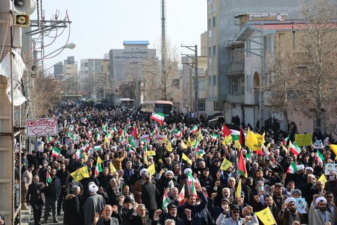 تصاویر/ راهپیمایی جمعه نصر و پیروزی در شهرستان ارومیه