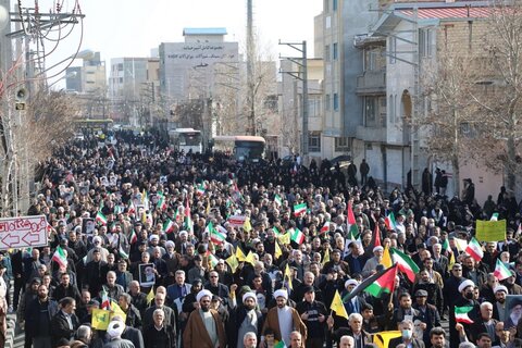 تصاویر/ راهپیمایی جمعه نصر و پیروزی در شهرستان ارومیه