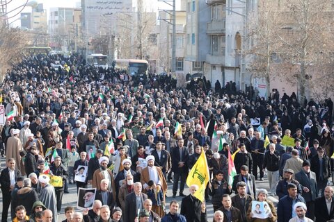 تصاویر/ راهپیمایی جمعه نصر و پیروزی در شهرستان ارومیه