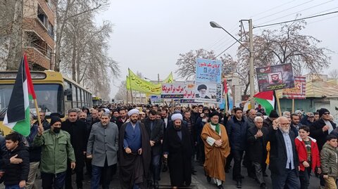 تصاویر/ راهپیمایی جشن پیروزی مقاومت و ملت فلسطین و جمعه نصر در خوی