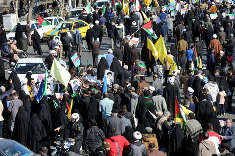 Photos/ Manifestation massive à Qom pour célébrer la victoire de la résistance palestinienne