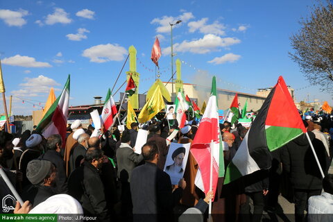 Photos/ Manifestation massive à Qom pour célébrer la victoire de la résistance palestinienne