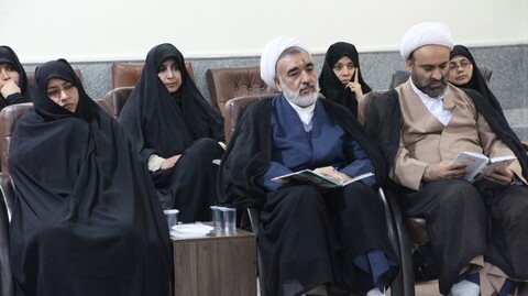 تصاویر/ نشست شورای سیاستگذاری بنیاد مهدویت بوشهر با امام جمعه