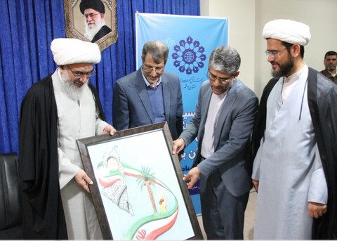 تصاویر/ نشست شورای سیاستگذاری بنیاد مهدویت بوشهر با امام جمعه