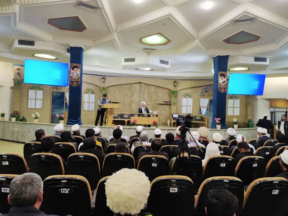 سرمایهگذاری دشمن روی جنگ شناختی است / مطالبهگری نباید به قیمت سیاهنمایی و ناامیدی مردم تمام شود