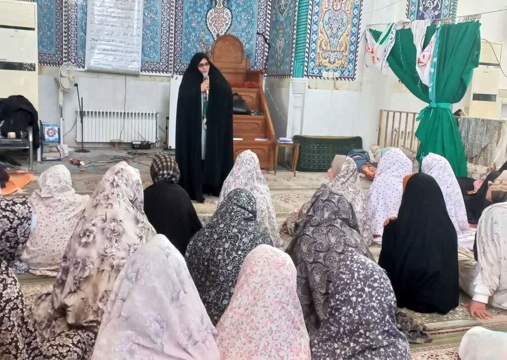 نقش محوری مبلغان حوزه علمیه خواهران در برگزاری اعتکاف دانشآموزی یزد