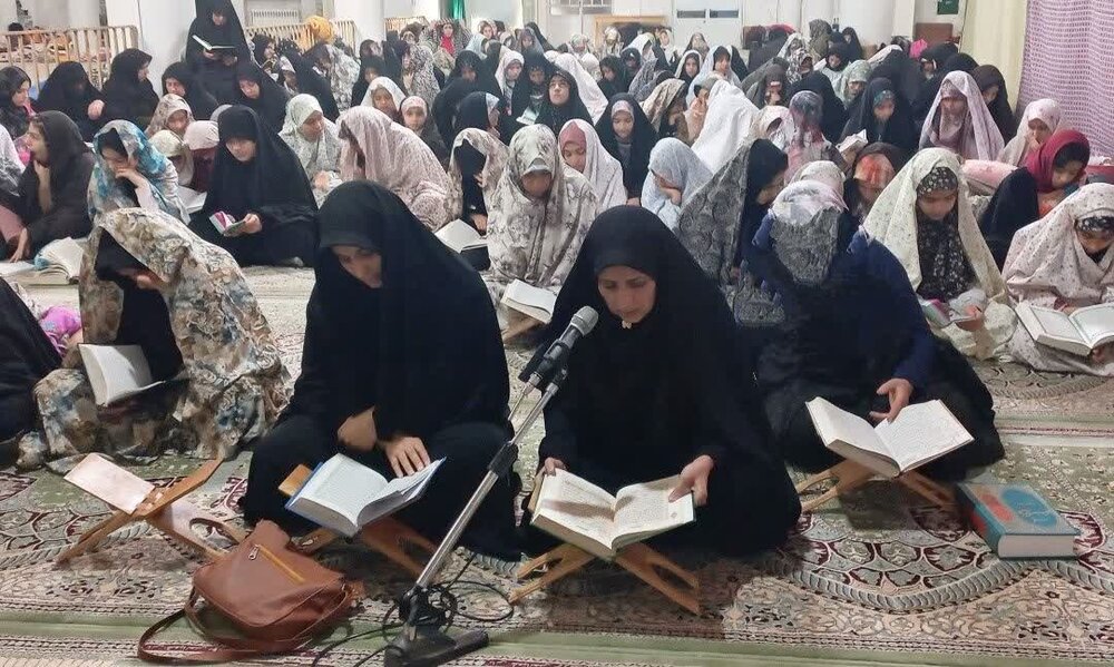 نقش محوری مبلغان حوزه علمیه خواهران در برگزاری اعتکاف دانشآموزی یزد