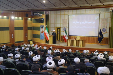 صیانت از حوزه انقلابی مهمترین مأموریت طلاب بسیجی است