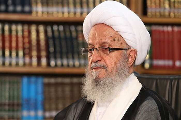 Grand Ayatollah Makarem Shirazi a appelé à une grande marche le 22 Bahman